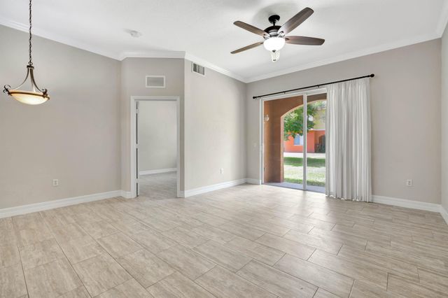 40 SE Sedona Circle 104, Stuart, FL 34994