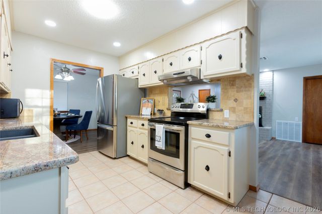 606 Chambers Drive, Mcalester, OK 74501