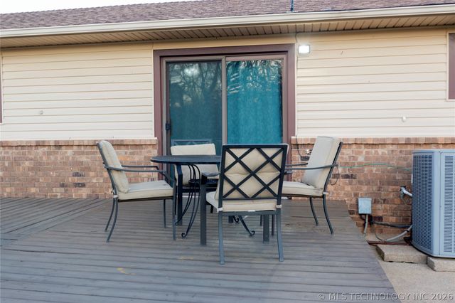 606 Chambers Drive, Mcalester, OK 74501