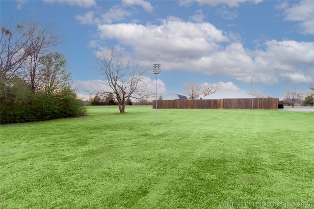 606 Chambers Drive, Mcalester, OK 74501