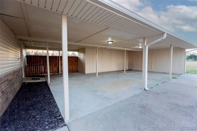 606 Chambers Drive, Mcalester, OK 74501