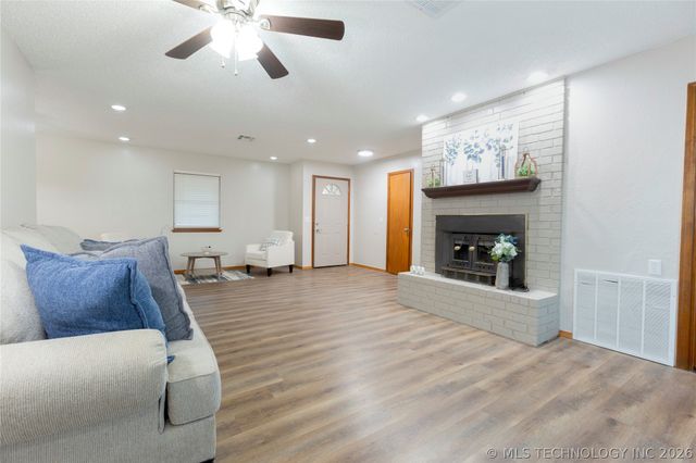 606 Chambers Drive, Mcalester, OK 74501