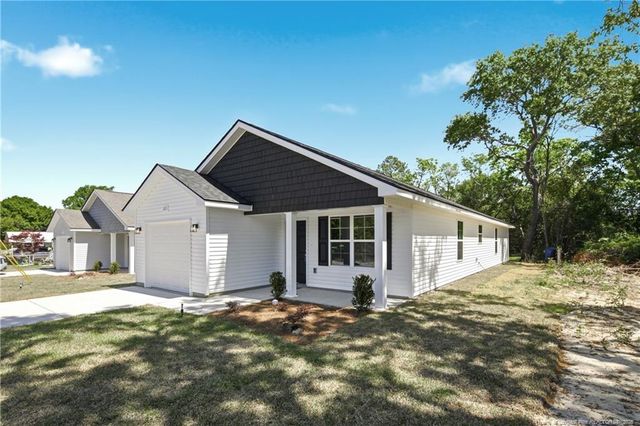 221 S Fifth Street, Spring Lake, NC 28390