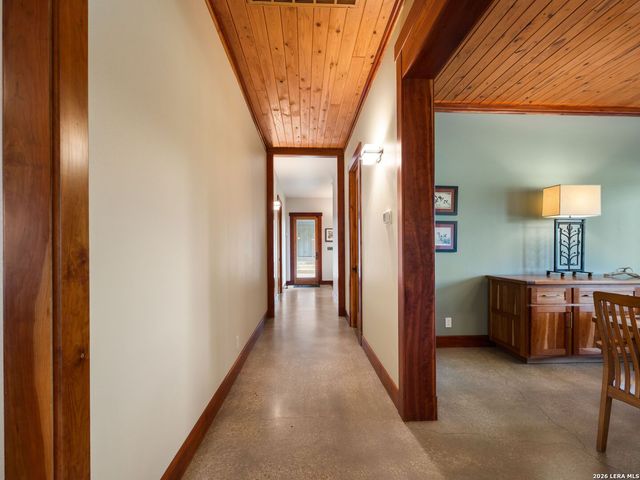 1163 Big Bend Ln, Fredericksburg, TX 78624