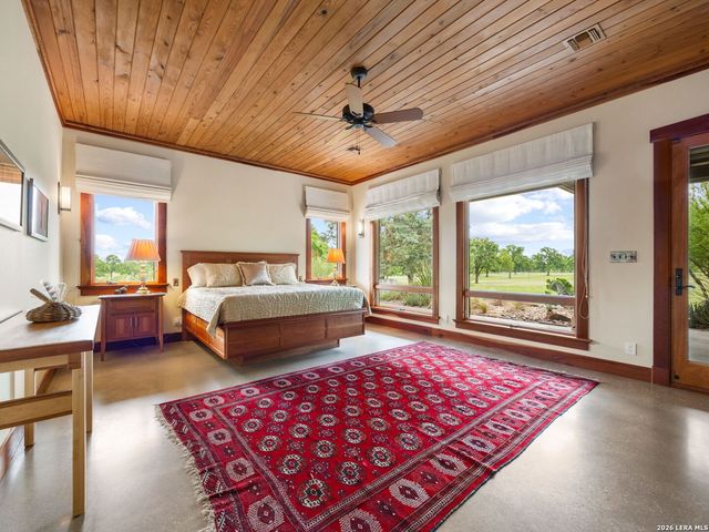 1163 Big Bend Ln, Fredericksburg, TX 78624