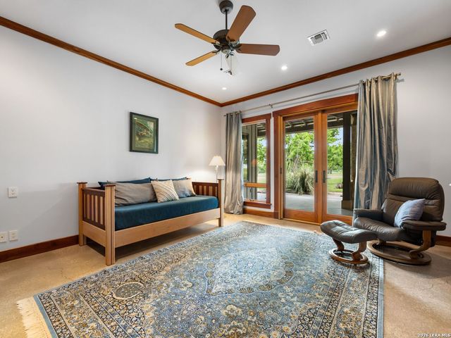 1163 Big Bend Ln, Fredericksburg, TX 78624