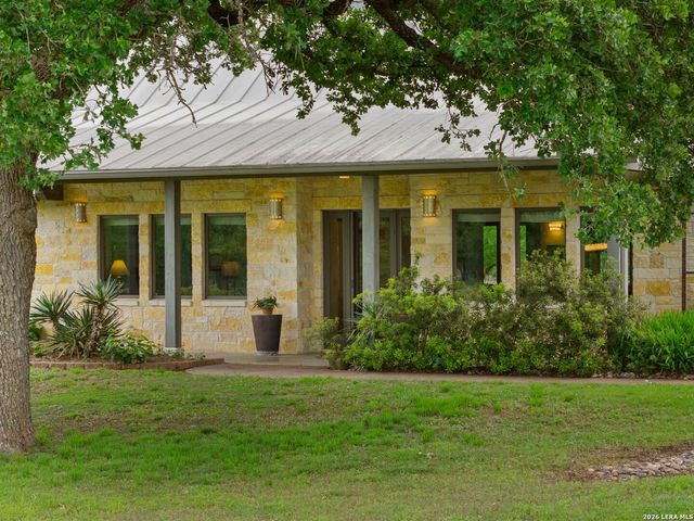 1163 Big Bend Ln, Fredericksburg, TX 78624