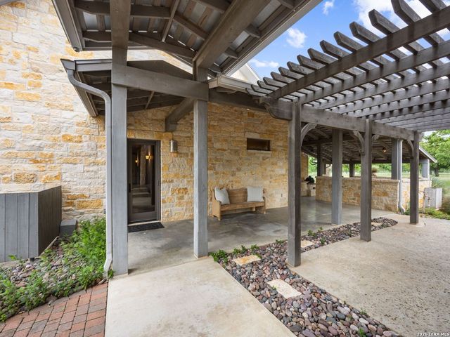1163 Big Bend Ln, Fredericksburg, TX 78624