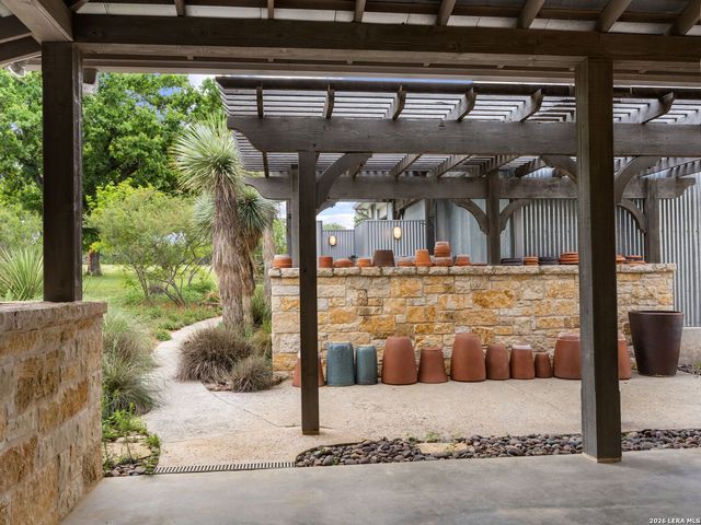 1163 Big Bend Ln, Fredericksburg, TX 78624