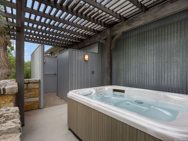 1163 Big Bend Ln, Fredericksburg, TX 78624