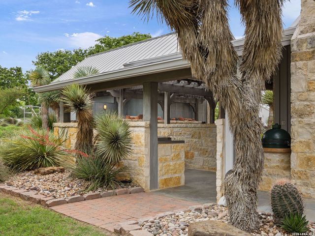 1163 Big Bend Ln, Fredericksburg, TX 78624