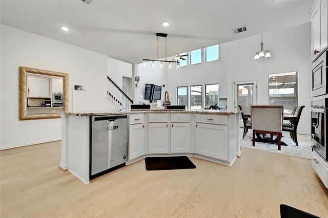 303 Cherrystone LOOP, Buda, TX 78610