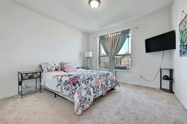 303 Cherrystone LOOP, Buda, TX 78610