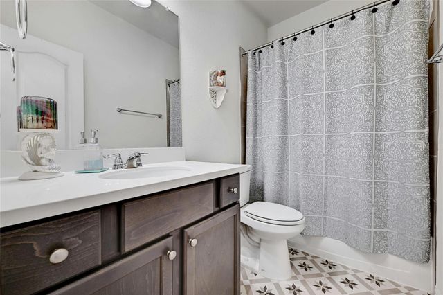303 Cherrystone LOOP, Buda, TX 78610