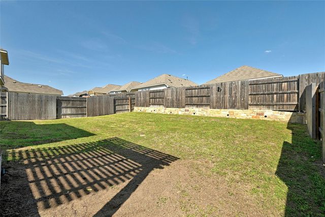 303 Cherrystone LOOP, Buda, TX 78610