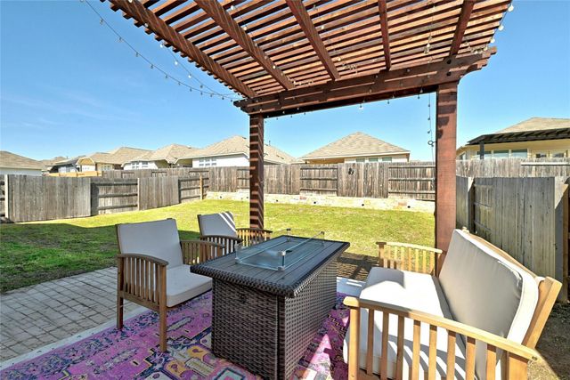 303 Cherrystone LOOP, Buda, TX 78610