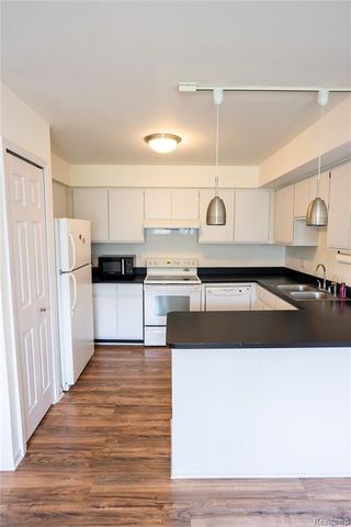 45302 Manor Drive, Utica, MI 48317