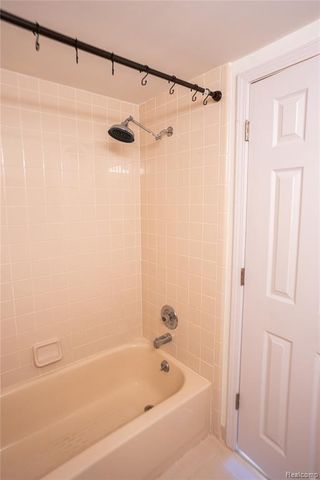 45302 Manor Drive, Utica, MI 48317