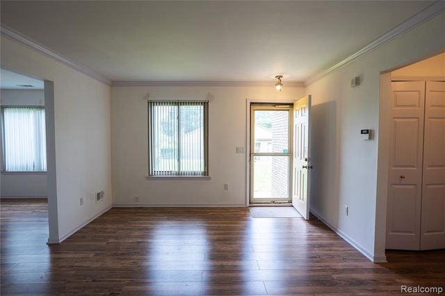 45302 Manor Drive, Utica, MI 48317