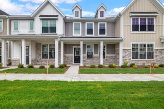 13069 Carolina Street, Crown Point, IN 46307