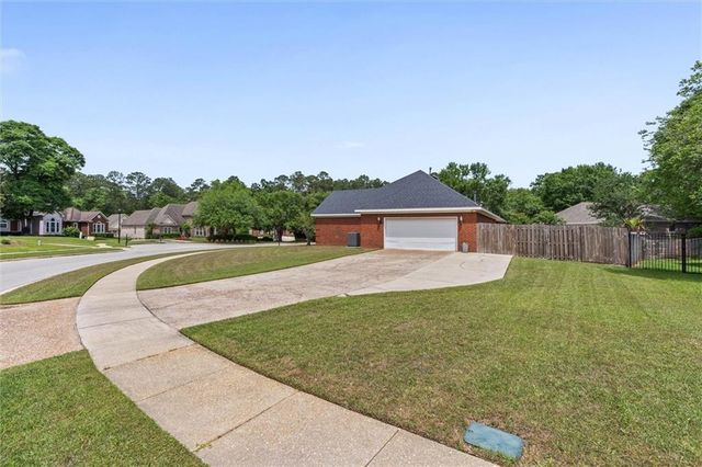 6638 Lubarrett Way S, Mobile, AL 36695