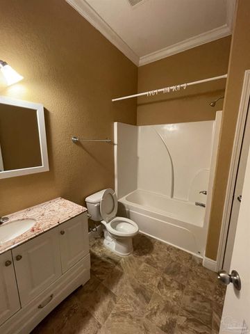 542 S 72nd Ave C, Pensacola, FL 32506
