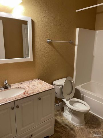 542 S 72nd Ave C, Pensacola, FL 32506
