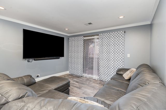 9148 Clairmont Court 9148, Orland Park, IL 60462