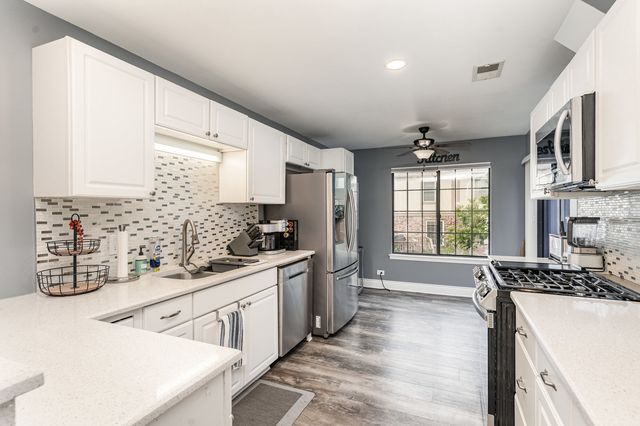 9148 Clairmont Court 9148, Orland Park, IL 60462