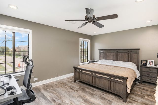 9148 Clairmont Court 9148, Orland Park, IL 60462