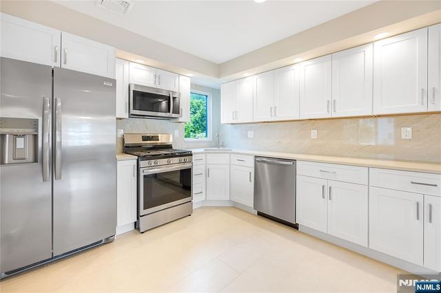 137 Stefanic Avenue 1, Elmwood Park, NJ 07407