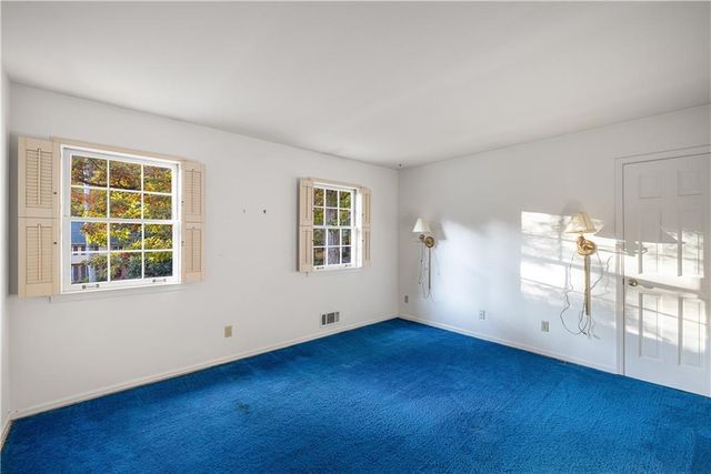 1896 Olde Village Run, Dunwoody, GA 30338