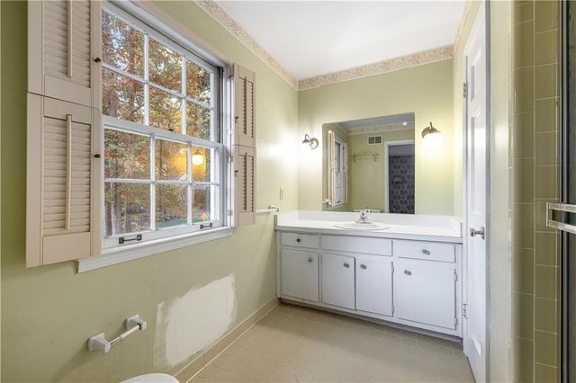 1896 Olde Village Run, Dunwoody, GA 30338