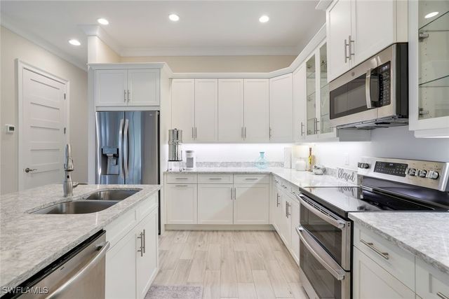 5831 Haiti DR, Naples, FL 34113