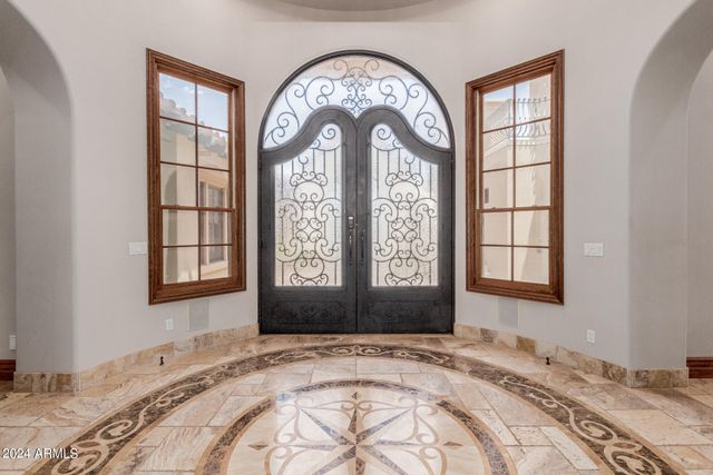 6215 E TURQUOISE Avenue, Paradise Valley, AZ 85253