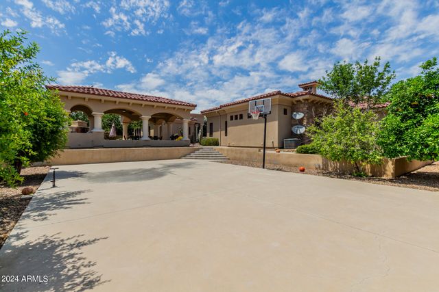 6215 E TURQUOISE Avenue, Paradise Valley, AZ 85253