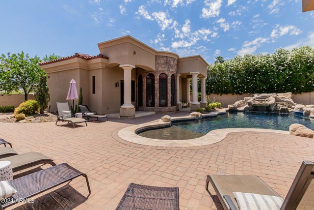 6215 E TURQUOISE Avenue, Paradise Valley, AZ 85253