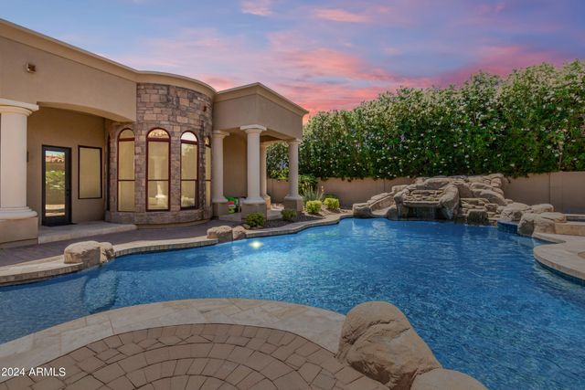 6215 E TURQUOISE Avenue, Paradise Valley, AZ 85253