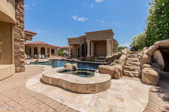 6215 E TURQUOISE Avenue, Paradise Valley, AZ 85253