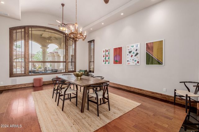 6215 E TURQUOISE Avenue, Paradise Valley, AZ 85253