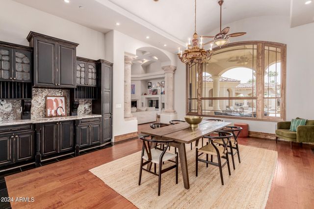 6215 E TURQUOISE Avenue, Paradise Valley, AZ 85253