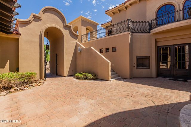 6215 E TURQUOISE Avenue, Paradise Valley, AZ 85253