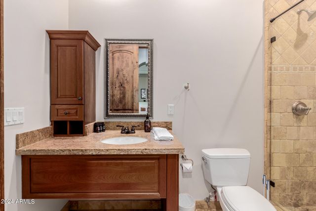 6215 E TURQUOISE Avenue, Paradise Valley, AZ 85253