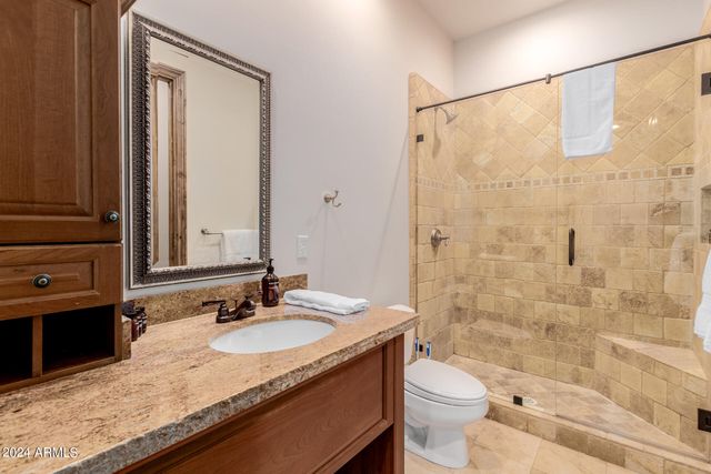6215 E TURQUOISE Avenue, Paradise Valley, AZ 85253