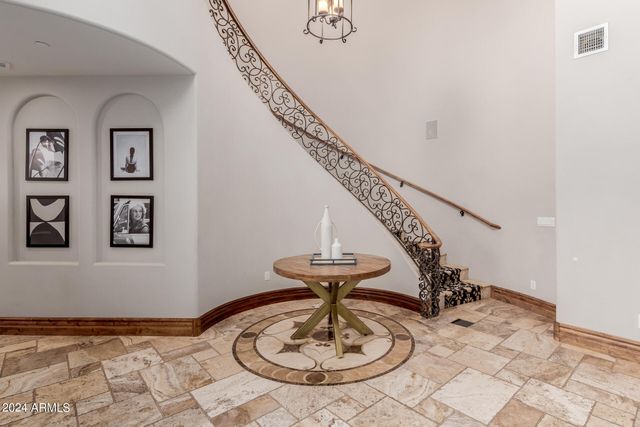 6215 E TURQUOISE Avenue, Paradise Valley, AZ 85253