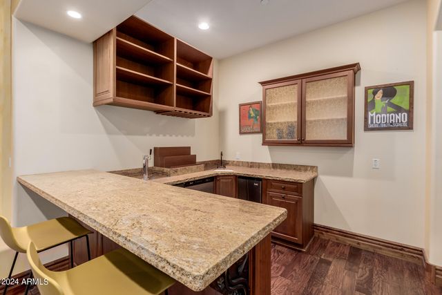 6215 E TURQUOISE Avenue, Paradise Valley, AZ 85253