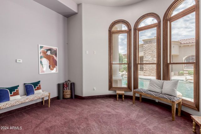 6215 E TURQUOISE Avenue, Paradise Valley, AZ 85253
