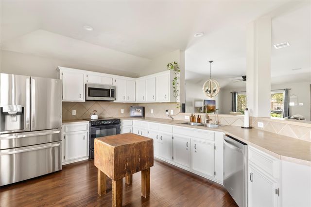 26868 Iron Manor Lane, Kingwood, TX 77339