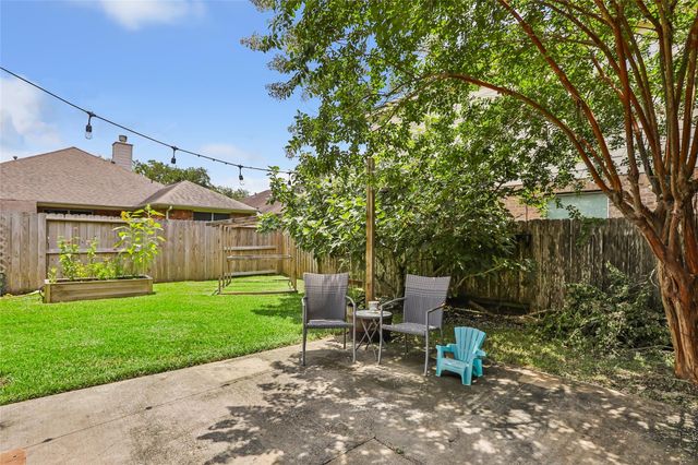 26868 Iron Manor Lane, Kingwood, TX 77339