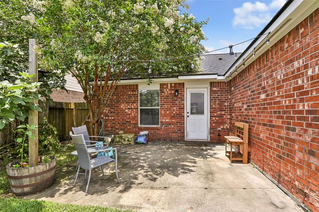 26868 Iron Manor Lane, Kingwood, TX 77339